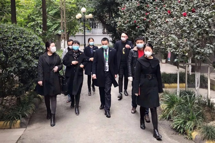 艾明1.jpg